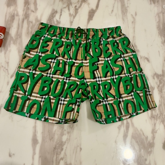 Burberry Other - Green Plaid Graphic Shorts burberry Men
